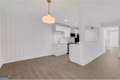 2396 Lawrenceville Highway #V, Decatur, GA 30033 - Photo 9
