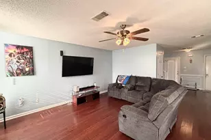 10769 James Dr, Jonesboro, GA 30238 - Photo 9