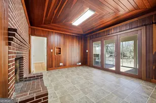 88 W New St, Winder, GA 30680 - Photo 13