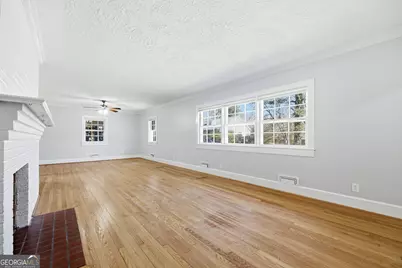 88 W New Street, Winder, GA 30680 - Photo 7