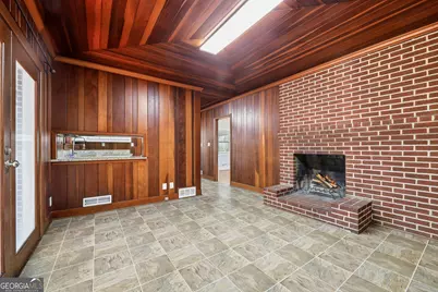 88 W New Street, Winder, GA 30680 - Photo 17