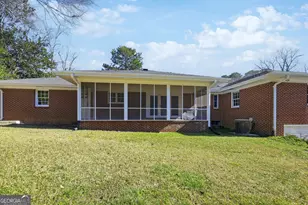 88 W New St, Winder, GA 30680 - Photo 57