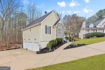 409 Barrington Drive, Hiram, GA 30141 - Photo 3