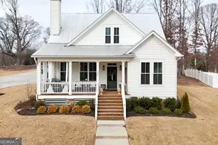 225 E Underwood St, Cleveland, GA 30528 - Photo 1