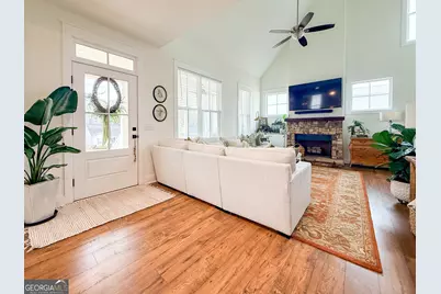 225 E Underwood Street, Cleveland, GA 30528 - Photo 5