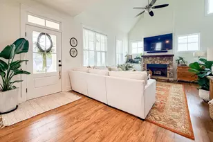 225 E Underwood St, Cleveland, GA 30528 - Photo 5