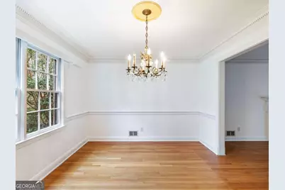 955 Landmark Drive, Atlanta, GA 30342 - Photo 9