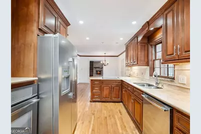 955 Landmark Drive, Atlanta, GA 30342 - Photo 13