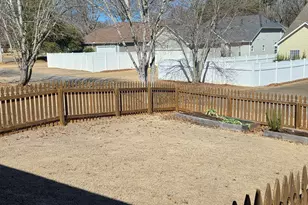 7 Medallion Park, Newnan, GA 30265 - Photo 3