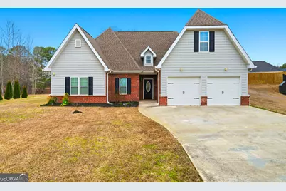 207 Meadow Lake Drive, Carrollton, GA 30116 - Photo 1