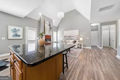 207 Meadow Lake Drive, Carrollton, GA 30116 - Photo 15