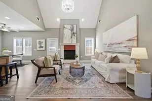 207 Meadow Lake Dr, Carrollton, GA 30116 - Photo 5