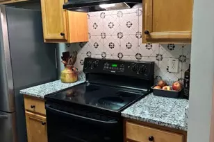 4217 Legacy Square, Atlanta, GA 30349 - Photo 5