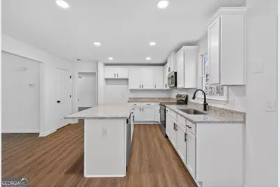 546 Creek View Drive, Hoschton, GA 30548 - Photo 9