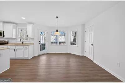 546 Creek View Drive, Hoschton, GA 30548 - Photo 13