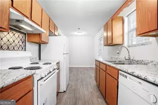 9211 Fairway Ct, Riverdale, GA 30274 - Photo 7