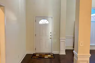 108 Manchester Ln, Byron, GA 31008 - Photo 3