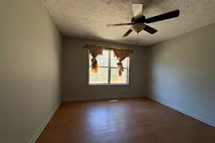 571 Ishman Ballard Rd, Newnan, GA 30263 - Photo 17