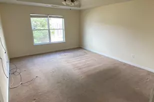 530 Shire Ln, Fairburn, GA 30213 - Photo 11