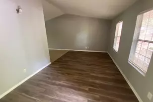 5389 Martins Crossing Rd, Stone Mountain, GA 30088 - Photo 3