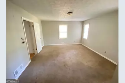 203 Farmbrook Parkway, Stockbridge, GA 30281 - Photo 11