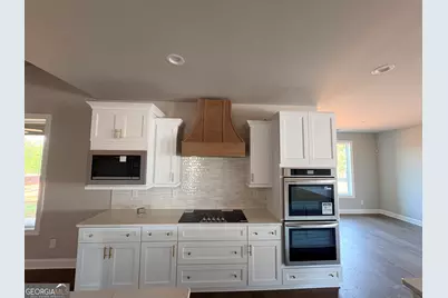 296 Grove Park, Senoia, GA 30276 - Photo 3