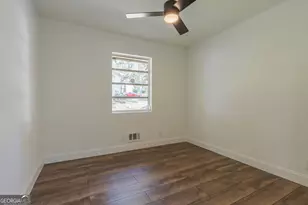 5207 Dixie Lake Rd, Union City, GA 30291 - Photo 3