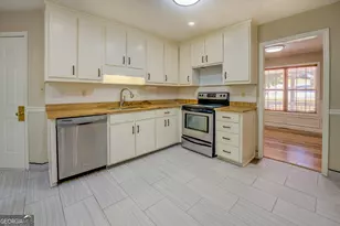 2436 Green Hollow Ct, Conyers, GA 30012 - Photo 13