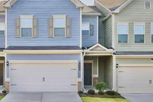 521 Crescent Woode Dr, Hiram, GA 30157 - Photo 1