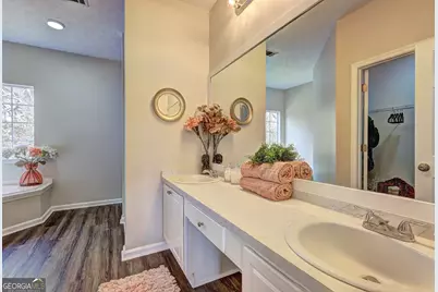 8106 Wynfield Drive, Jonesboro, GA 30238 - Photo 17