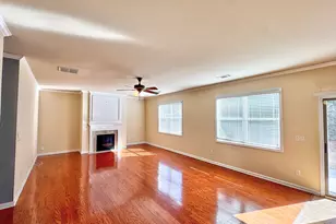 402 Sweetwood Ct, Lagrange, GA 30241 - Photo 9