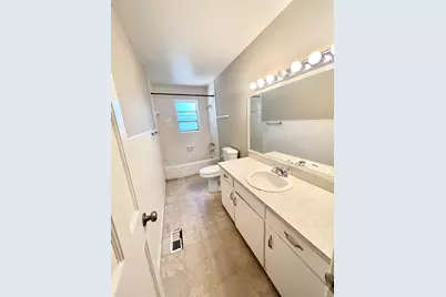 300 Springdale Drive, Lagrange, GA 30240 - Photo 9