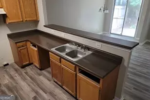 1175 Maple Valley Ct, Union City, GA 30291 - Photo 11