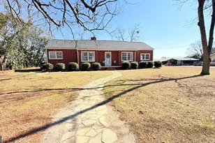 1328 1st St, Dudley, GA 31022 - Photo 23