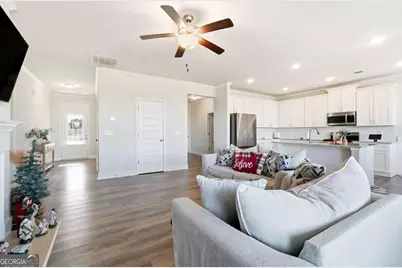 140 Lott Creek Court, Braselton, GA 30517 - Photo 5