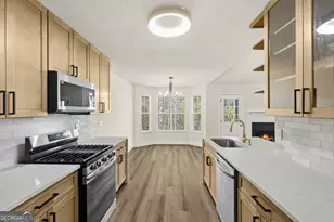 6604 Chesepeake Trail, Rex, GA 30273 - Photo 11