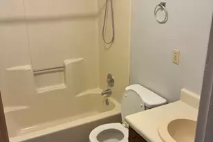 421 W King Ave, Kingsland, GA 31548 - Photo 5