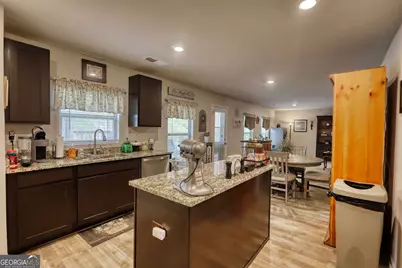 214 Woodlands Drive, Jackson, GA 30233 - Photo 21