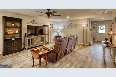 214 Woodlands Drive, Jackson, GA 30233 - Photo 9