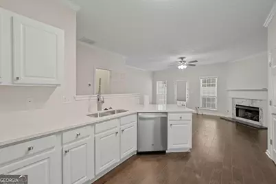 902 Tree Creek Boulevard, Lawrenceville, GA 30043 - Photo 9