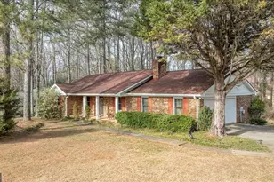 399 McDuffie Dr, Athens, GA 30605 - Photo 1