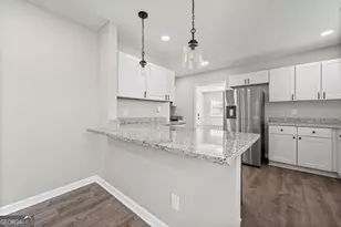 261 Lagrange St, Newnan, GA 30263 - Photo 11