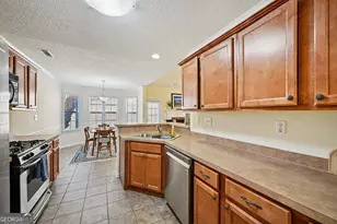 25 Pacific Ave, Sharpsburg, GA 30277 - Photo 15