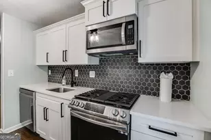 807 Wynnes Ridge Cir SE, Marietta, GA 30067 - Photo 13