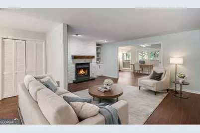 807 Wynnes Ridge Circle SE, Marietta, GA 30067 - Photo 3