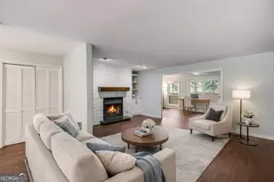 807 Wynnes Ridge Cir SE, Marietta, GA 30067 - Photo 3