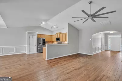 102 Fairways Court, Macon, GA 31220 - Photo 9