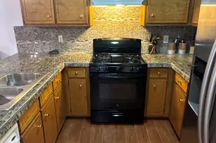 255 Monmouth Dr, Fayetteville, GA 30214 - Photo 5