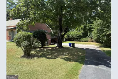 998 Highland Circle SE, Conyers, GA 30012 - Photo 3