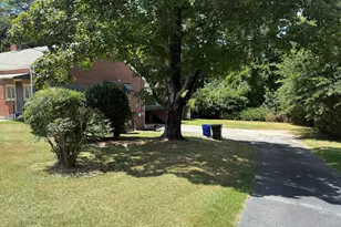 998 Highland Cir SE, Conyers, GA 30012 - Photo 3